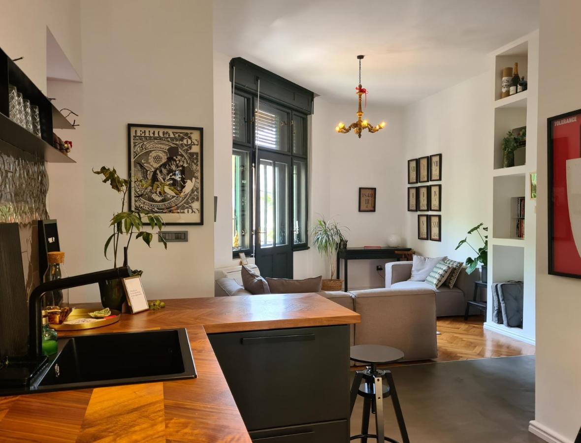 Georgina Apartma